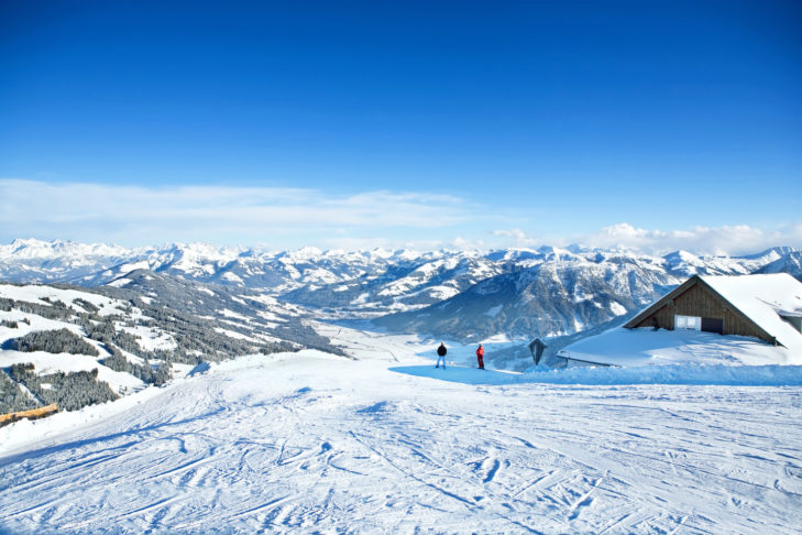 V lyžařské oblasti SkiWelt Wilder Kaiser-Brixental mohou milovníci zimních sportů upustit páru na 244 kilometrech sjezdovek